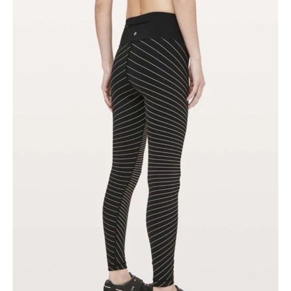 Lululemon Speed Wunder Tight* Reflective 28" Women's Size 8 Black/Soft Sand